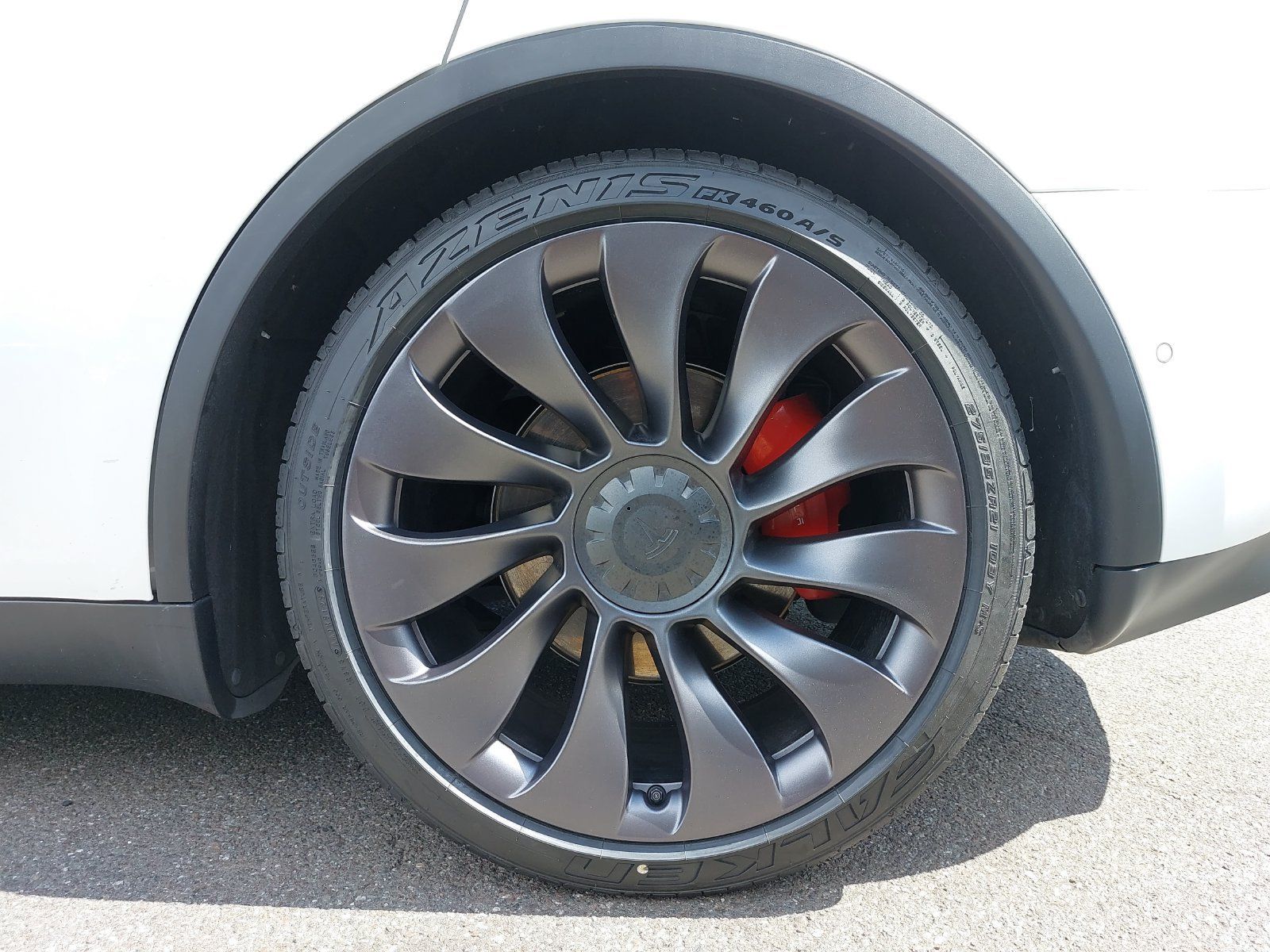 Used 2022 Tesla Model Y Performance AWD/4WD image 36