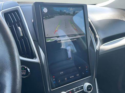 Used 2021 Ford Edge SEL w/ Convenience Package image 21