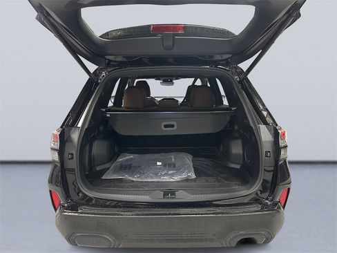 Certified 2025 Subaru Forester Touring image 18