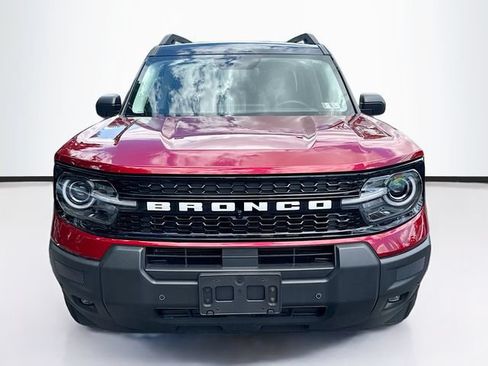 Used 2025 Ford Bronco Sport Outer Banks w/ Outer Banks Tech Package+ AWD/4WD image 2