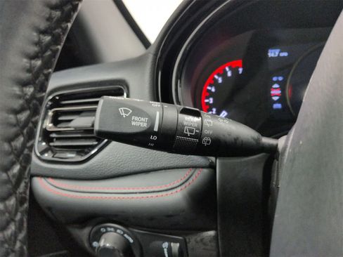 Certified 2024 Dodge Durango GT image 28