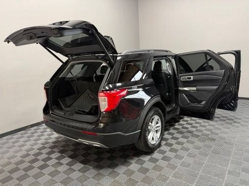 Used 2020 Ford Explorer XLT w/ Equipment Group 202A AWD/4WD image 27