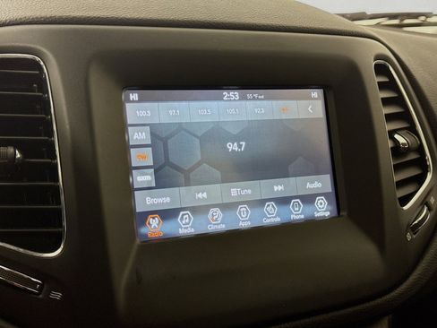 Used 2021 Jeep Compass Latitude w/ Sun and Sound Group image 17