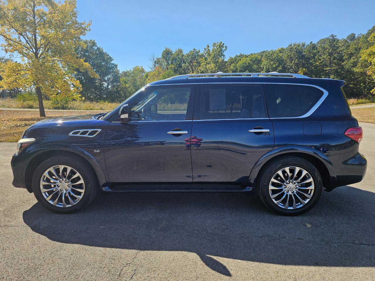 Used 2015 INFINITI QX80 4WD w/ 22" Wheel Package image 9