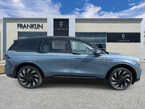 New 2026 Lincoln Nautilus Reserve AWD/4WD image 8