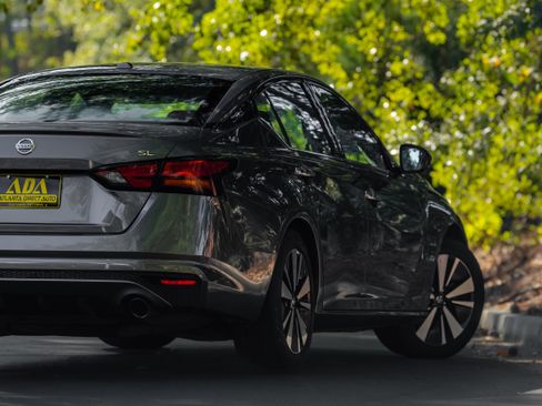 Used 2020 Nissan Altima 2.5 SL image 32