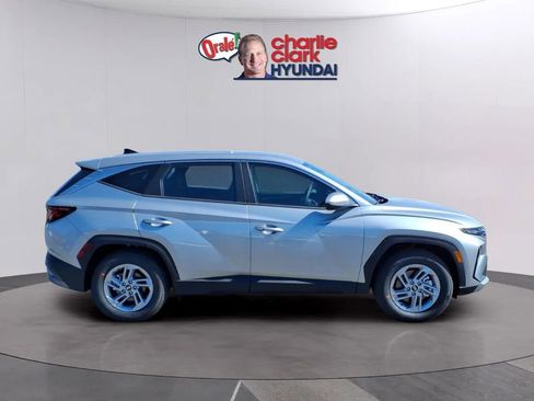 New 2026 Hyundai Tucson SE FWD image 6