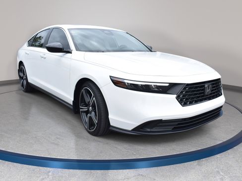 Certified 2024 Honda Accord Sport image 4