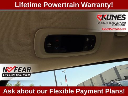 Used 2023 Chrysler Pacifica Touring-L FWD image 53