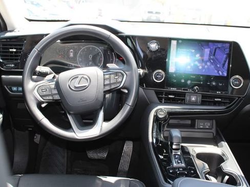 Certified 2025 Lexus NX 250 FWD image 14