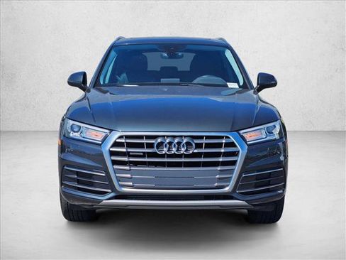 Used 2018 Audi Q5 2.0T Premium image 2