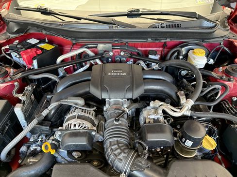 Used 2023 Toyota GR86 image 21