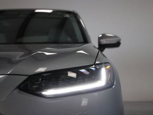 Used 2024 Honda HR-V EX-L image 3