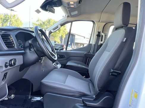 Used 2023 Ford Transit 350 XLT image 19