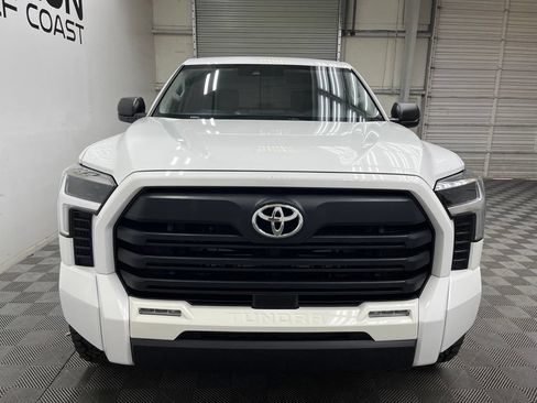 Used 2022 Toyota Tundra SR5 AWD/4WD image 9