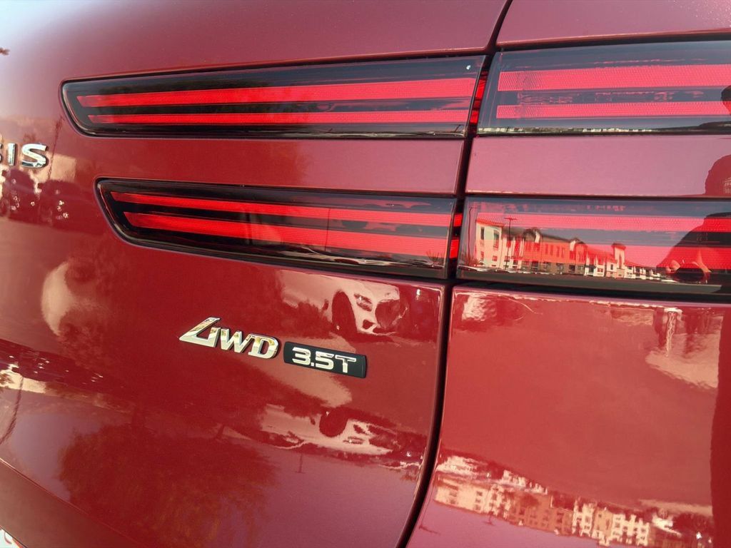 Certified 2024 Genesis GV70 3.5T Sport AWD/4WD image 26