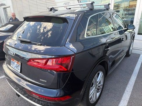 Used 2019 Audi Q5 2.0T Premium Plus w/ Premium Plus Package AWD/4WD image 3