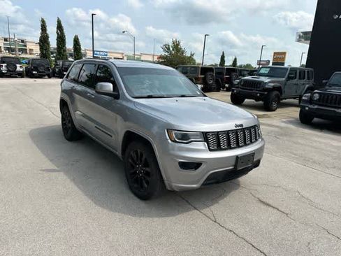 Certified 2020 Jeep Grand Cherokee Altitude AWD/4WD image 23