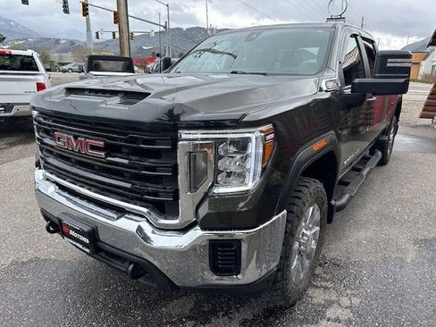 Used 2022 GMC Sierra 2500 Pro w/ Convenience Package image 4