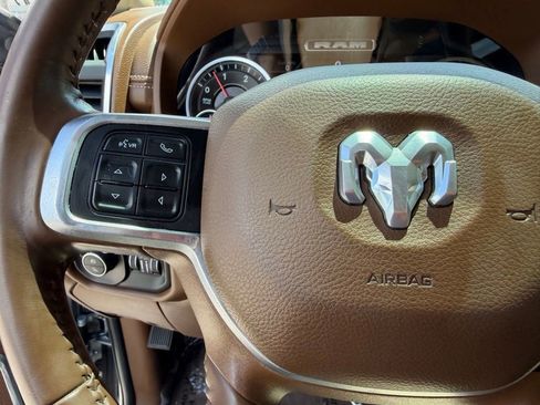 Used 2022 RAM 3500 Laramie AWD/4WD image 21