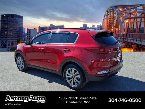 Used 2021 Kia Sportage S w/ S FWD Premium Package image 5