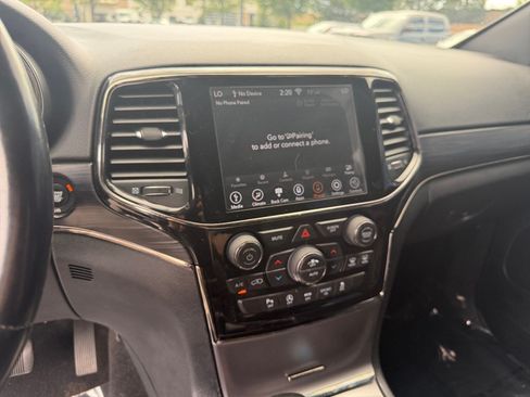 Used 2020 Jeep Grand Cherokee Limited X AWD/4WD image 12
