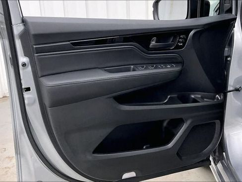 Certified 2026 Honda Odyssey Touring image 21
