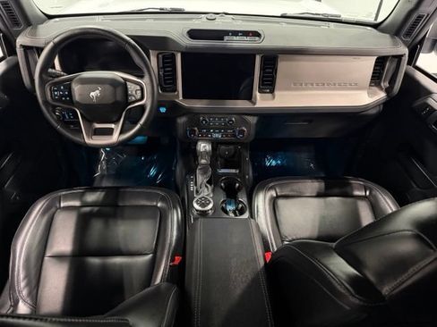 Used 2025 Ford Bronco Outer Banks AWD/4WD image 28