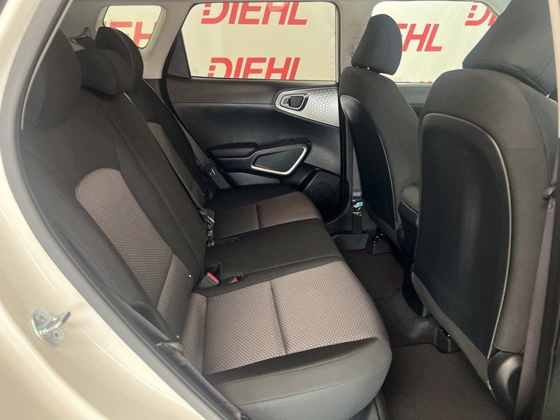 Certified 2024 Kia Soul LX FWD image 11