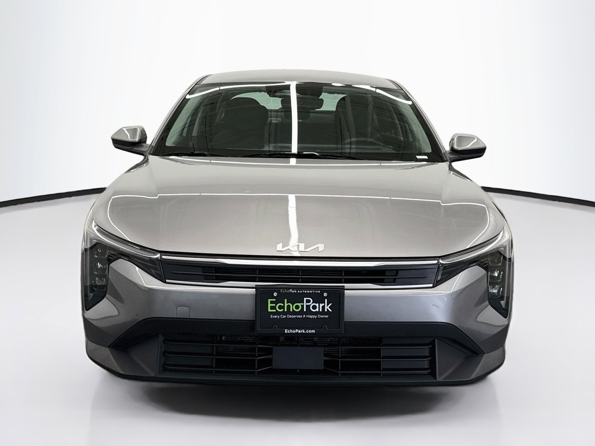 Used 2025 Kia K4 FWD image 2