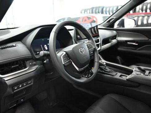 Certified 2026 Toyota Grand Highlander Nightshade Edition image 22