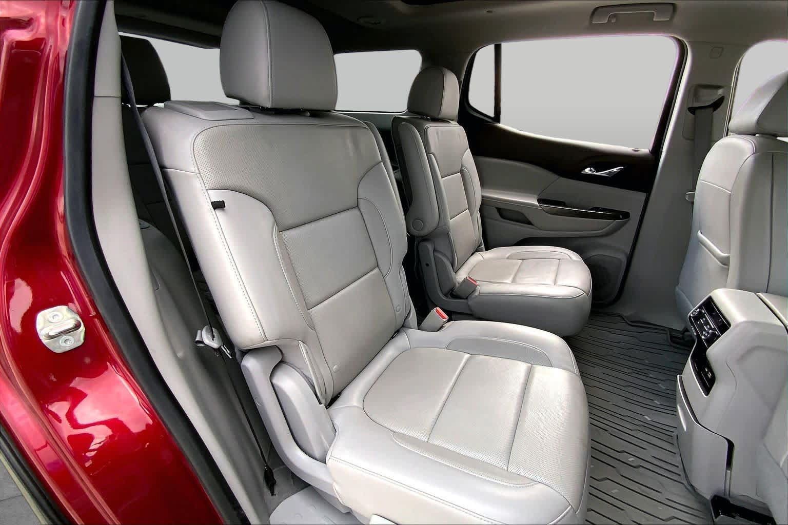 Used 2020 GMC Acadia SLT w/ Driver Alert Package II FWD image 19