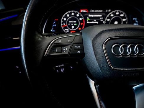 Used 2017 Audi Q7 3.0T Prestige image 38
