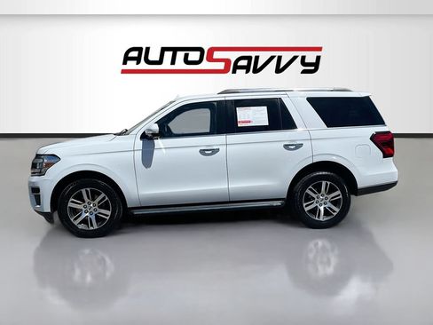 Used 2022 Ford Expedition Limited AWD/4WD image 4