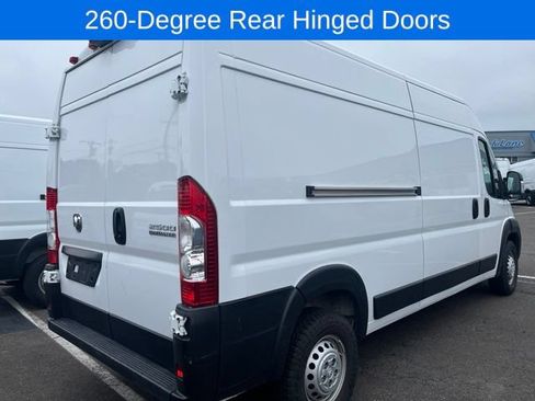 Used 2025 RAM ProMaster 2500 w/ Convenience Group FWD image 5
