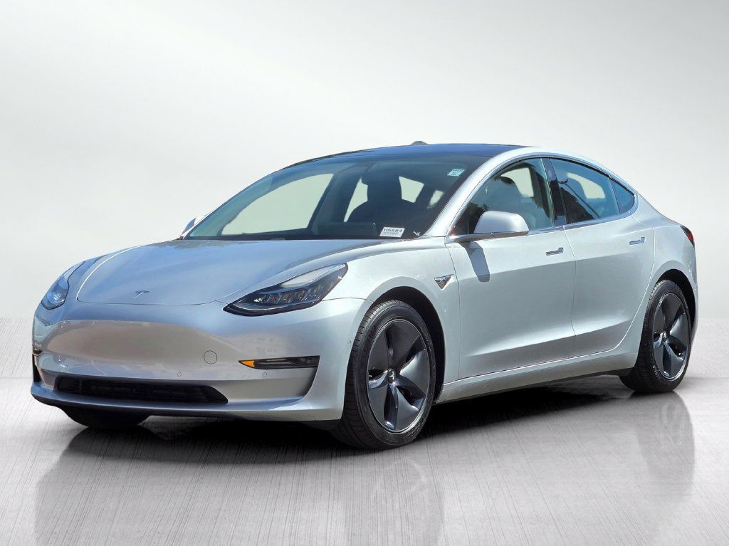 Used 2018 Tesla Model 3 Long Range RWD image 9