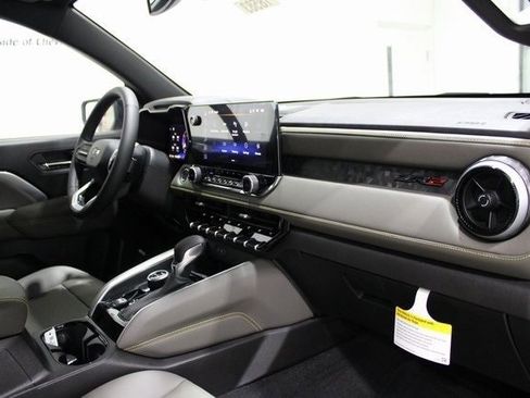 New 2026 Chevrolet Colorado ZR2 w/ Technology Package image 30