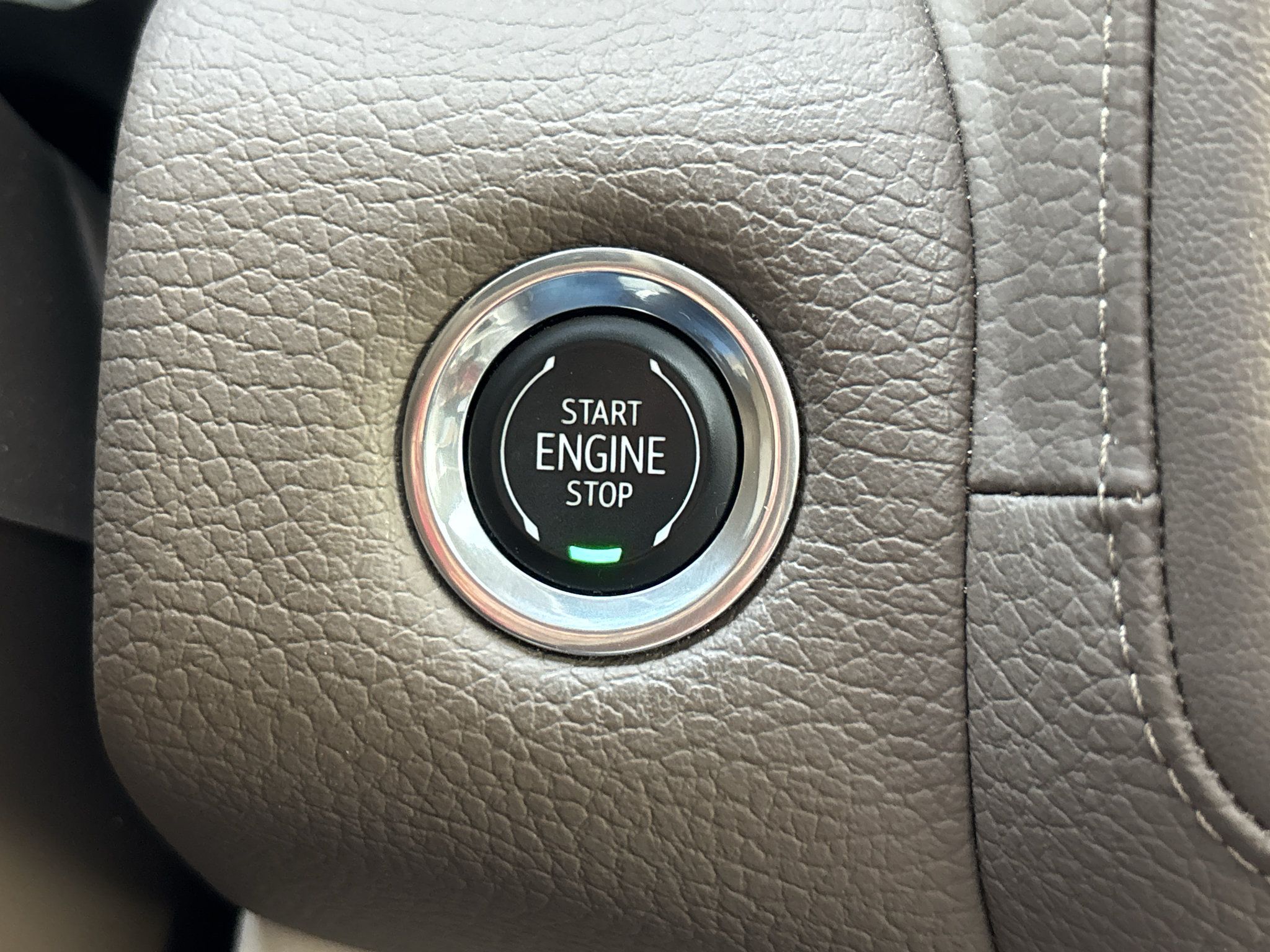 Used 2023 GMC Yukon Denali AWD/4WD image 29