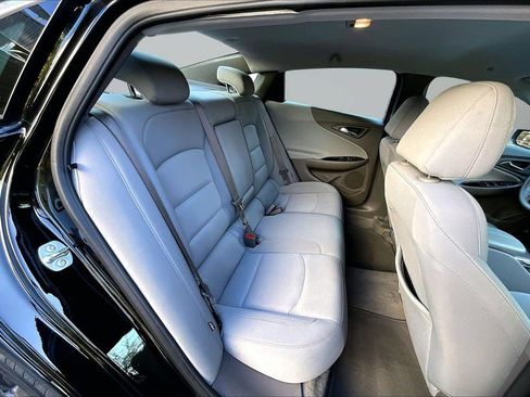 Used 2025 Chevrolet Malibu LT FWD image 22