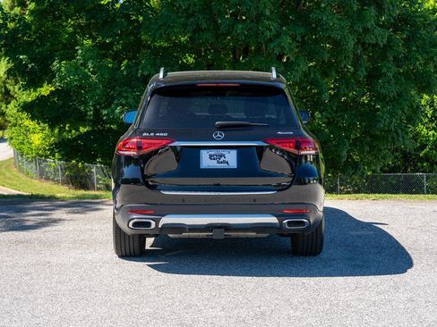 Used 2022 Mercedes-Benz GLE 450 4MATIC w/ Premium Package image 6