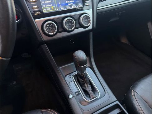 Used 2016 Subaru Crosstrek 2.0i Limited image 19