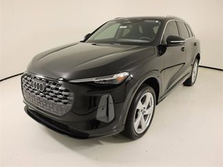 New 2025 Audi Q5 Premium Plus video 1