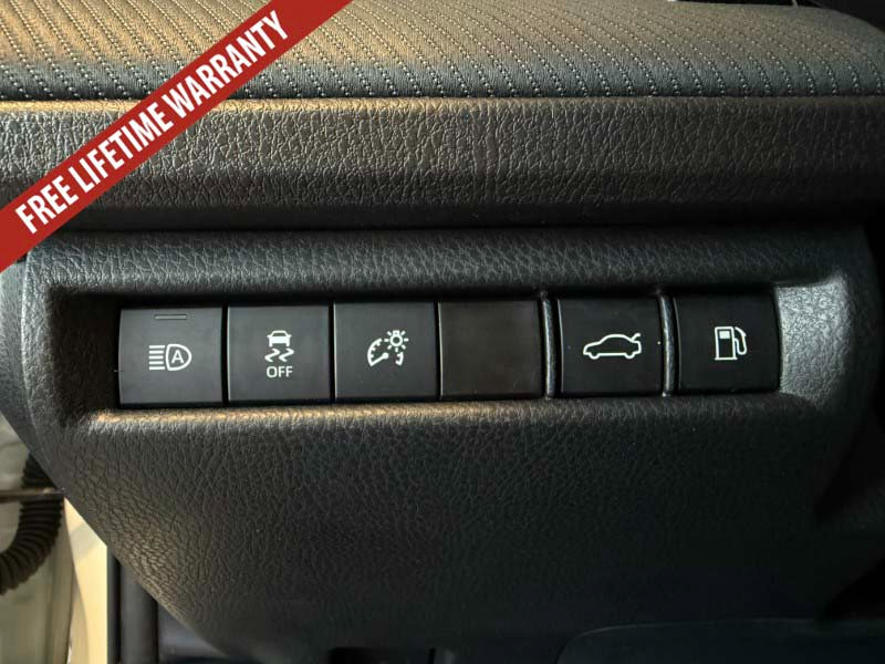 Used 2025 Toyota Camry SE FWD image 32