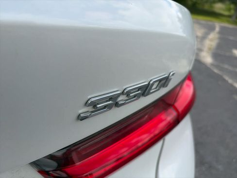Used 2020 BMW 330i Sedan w/ Convenience Package RWD image 4