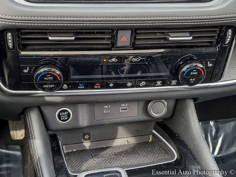 Used 2023 Nissan Rogue Platinum w/ Platinum Premium Package image 22