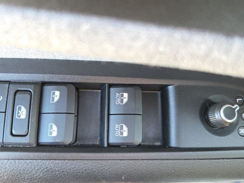 Used 2022 Jeep Compass Sport AWD/4WD image 27