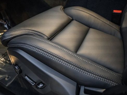 New 2026 Volvo XC60 B5 Ultra w/ Climate Package image 35