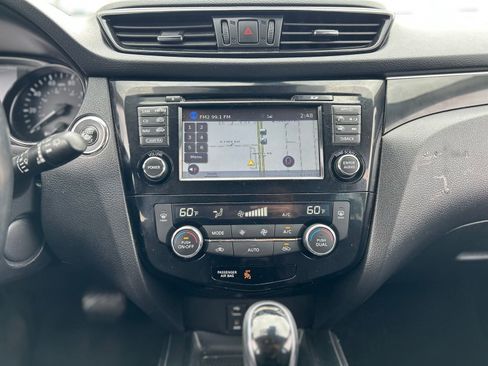 Used 2018 Nissan Rogue Sport SL w/ SL Premium Package image 18