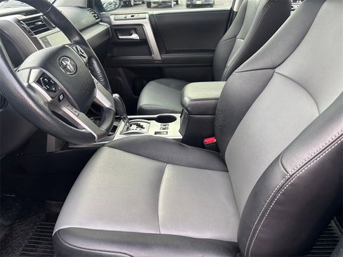 Used 2023 Toyota 4Runner SR5 Premium w/ Moonroof Package image 9