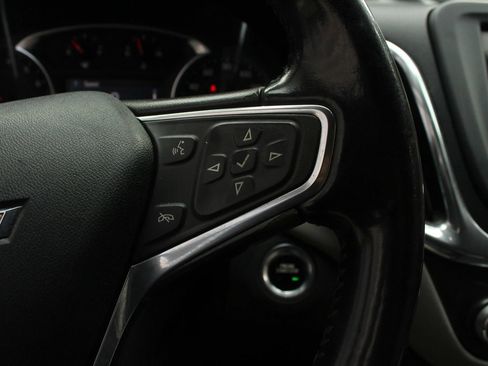 Used 2019 Chevrolet Equinox LT AWD/4WD image 32